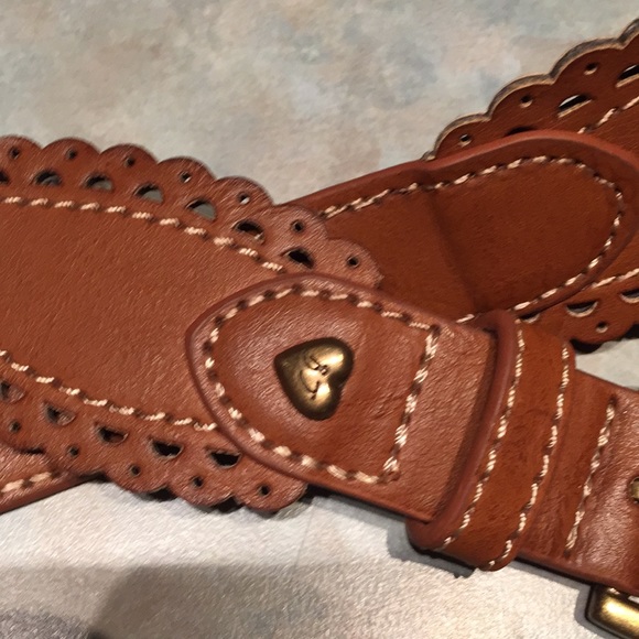 Betsey Johnson brown belt - Picture 3 of 7